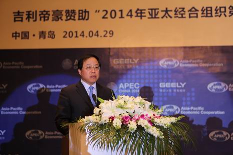 青岛市筹备委员会副主任兼秘书长、青岛市副市长刘明君先生交车仪式现场致辞